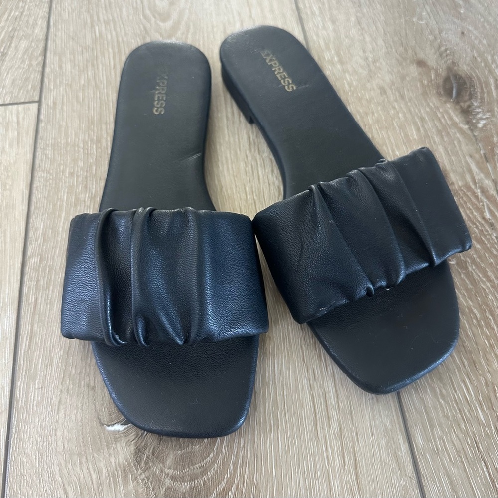 Express Black Leather Slide Sandals Slides Dressy Flats Size 6